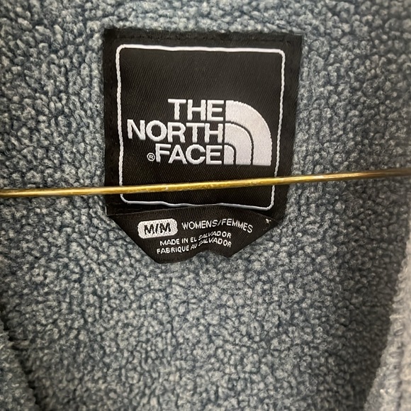 The North Face blue fleece - Picture 2 of 3